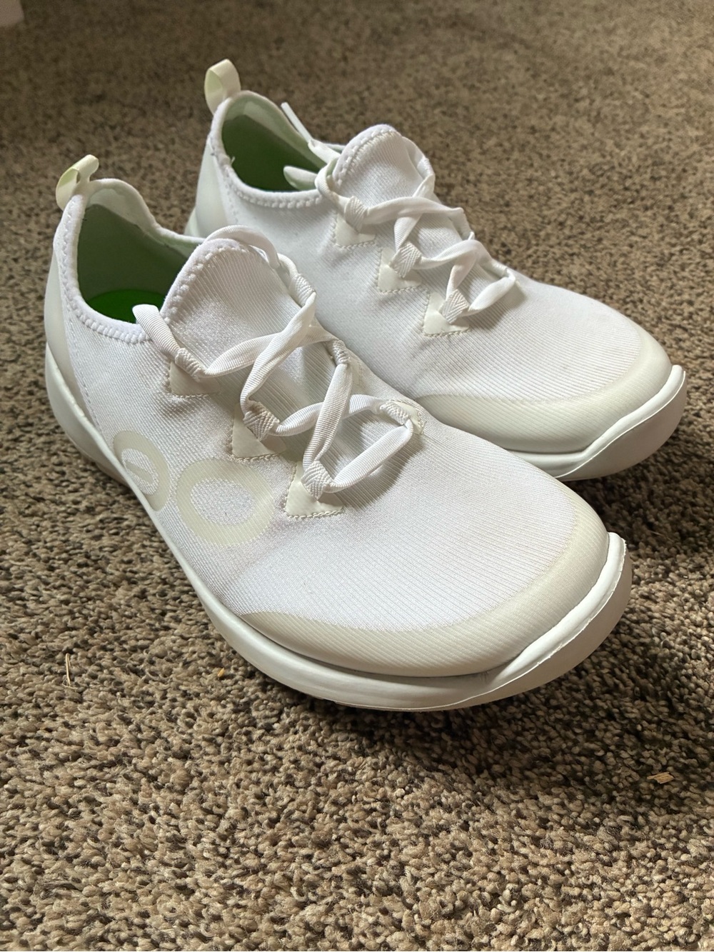 OOFOS Women's White Slip-On Athletic Shoes